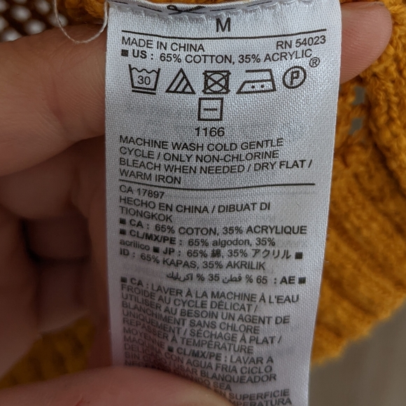 Old Navy Mustard Yellow Knitted Shirt - Size M - Picture 4 of 4